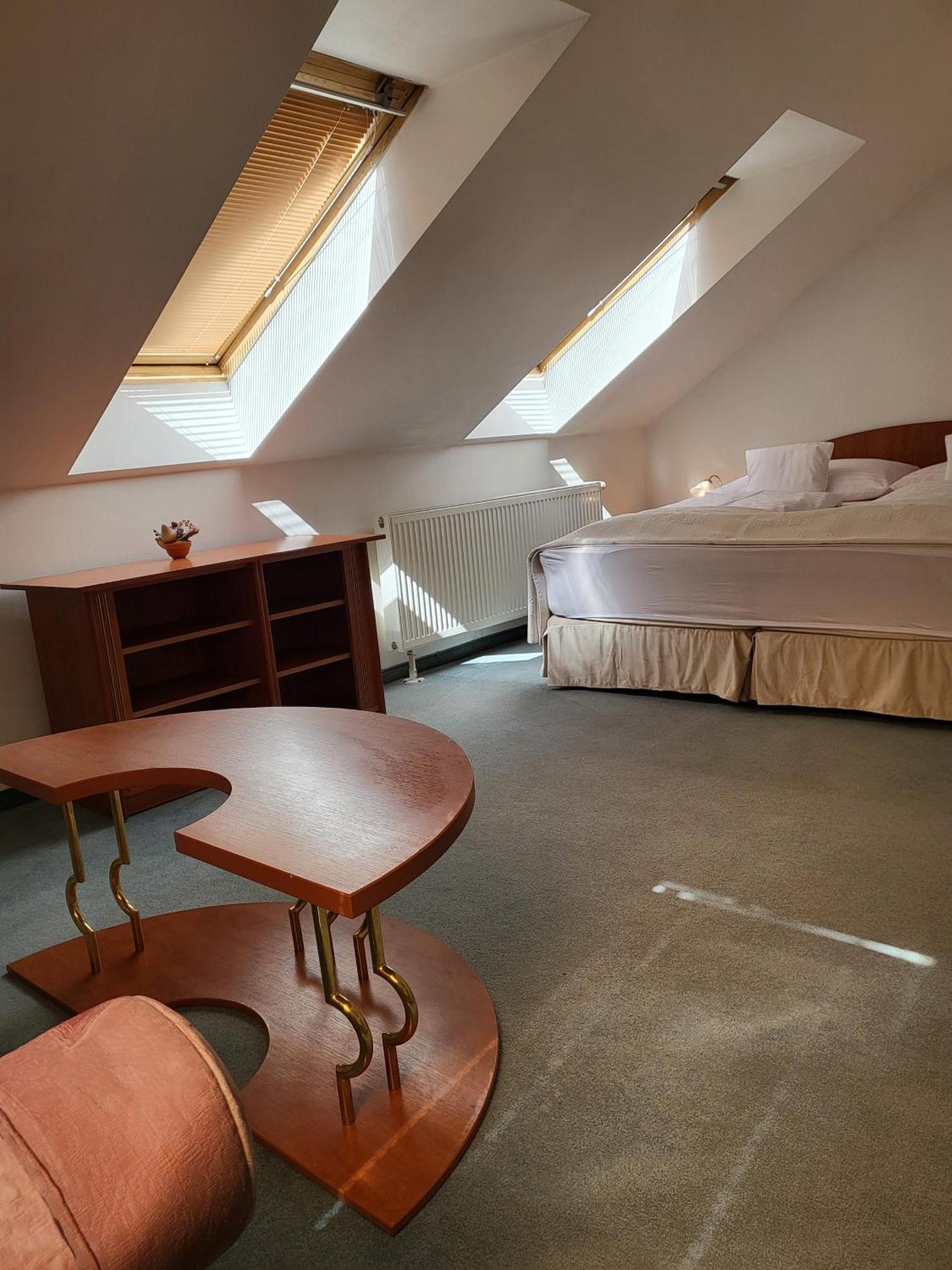 Hotel Margit Trenčianske Teplice Esterno foto