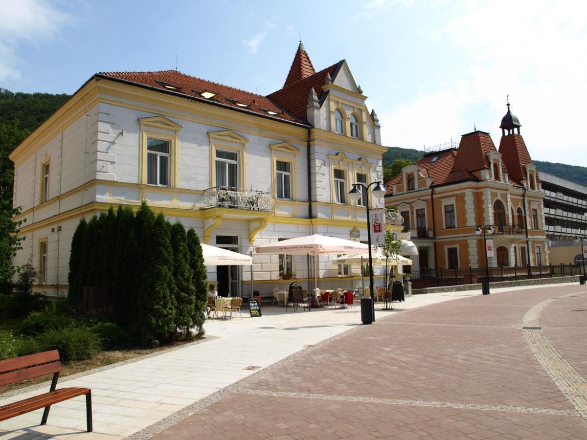Hotel Margit Trenčianske Teplice Esterno foto